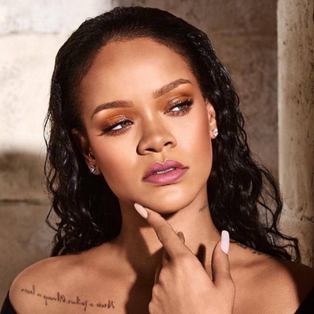 Rihanna（蕾哈娜）